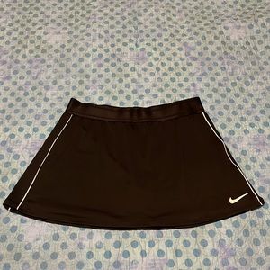 NWT Nike tennis skirt
